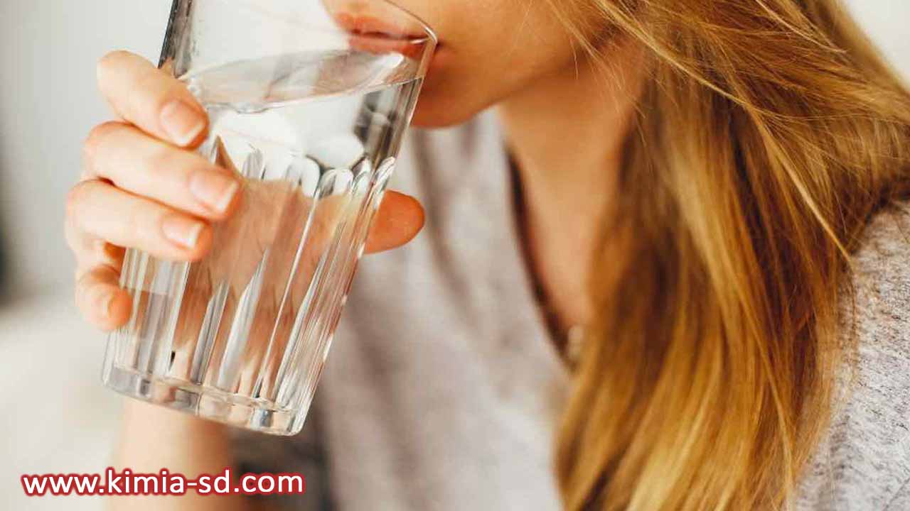 مواد غذایی مفید برای درمان زخم بستر ، نوشیدن آب - پماد کیمیا
